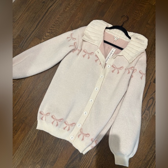 Bow sweater - Picture 3 of 3